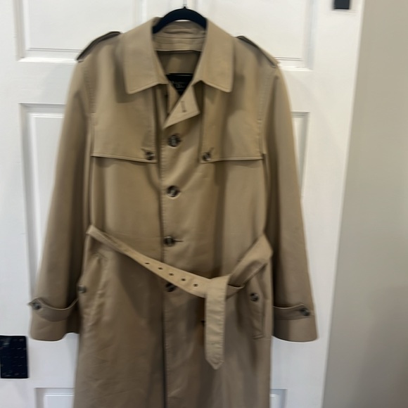 Christian Dior men’s size 40L trench coat. Great used condition. Luxury for deal - Picture 4 of 13